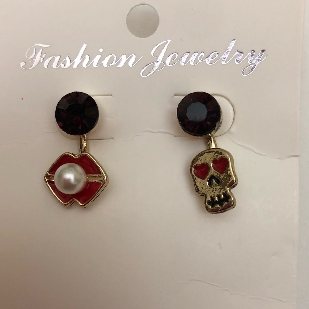 🔵4/$20 Skull Lips Fashion Gold Earrings PURPLE NIP